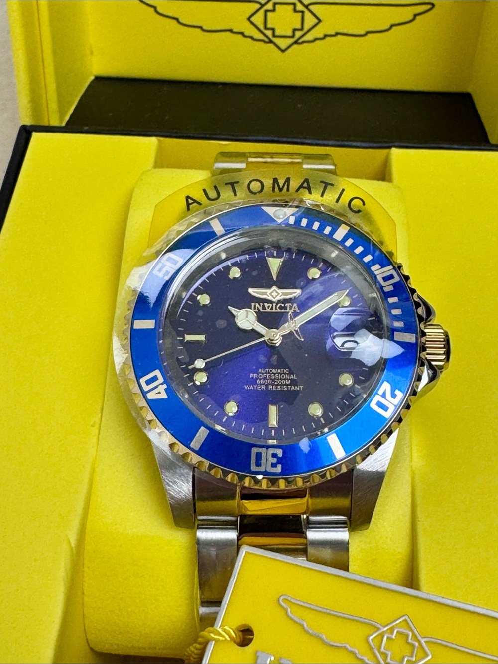 Invicta Automatic Pro Diver Men's Blue Dial Two-Tone Watch 40mm (8928OB) NWT